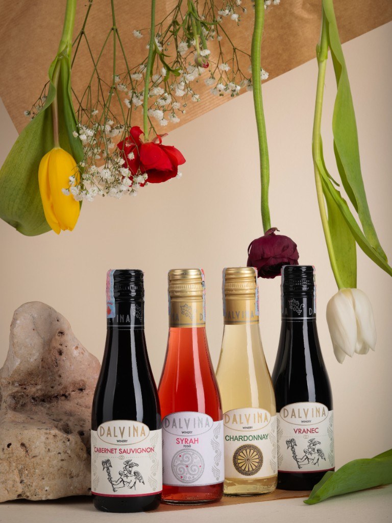 Dalvina mini wine bottles