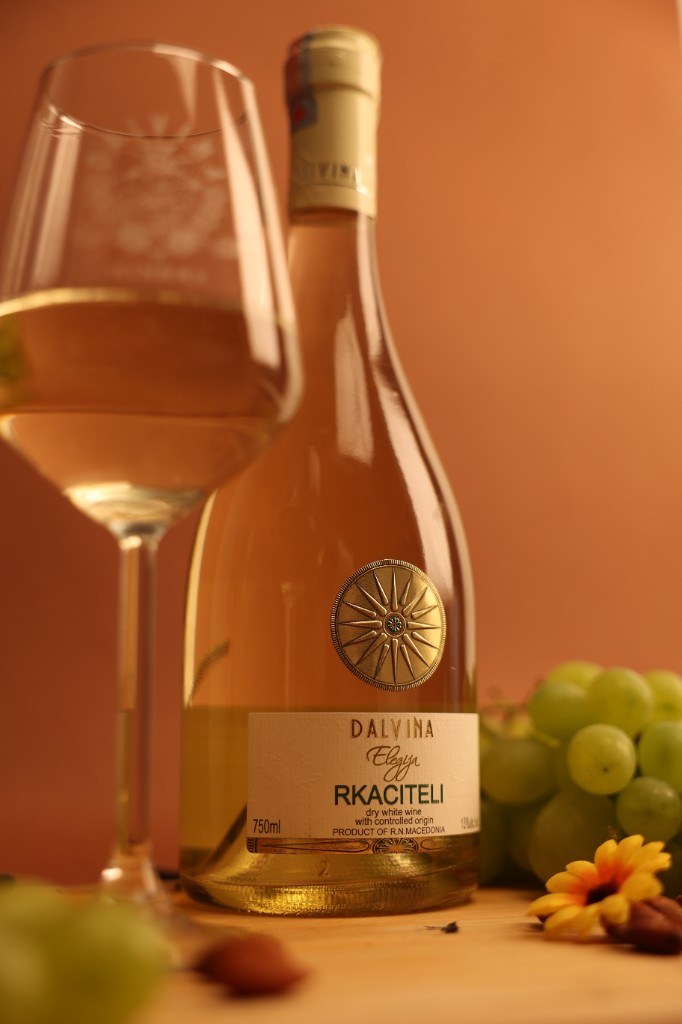 Dalvina Elegija white wine