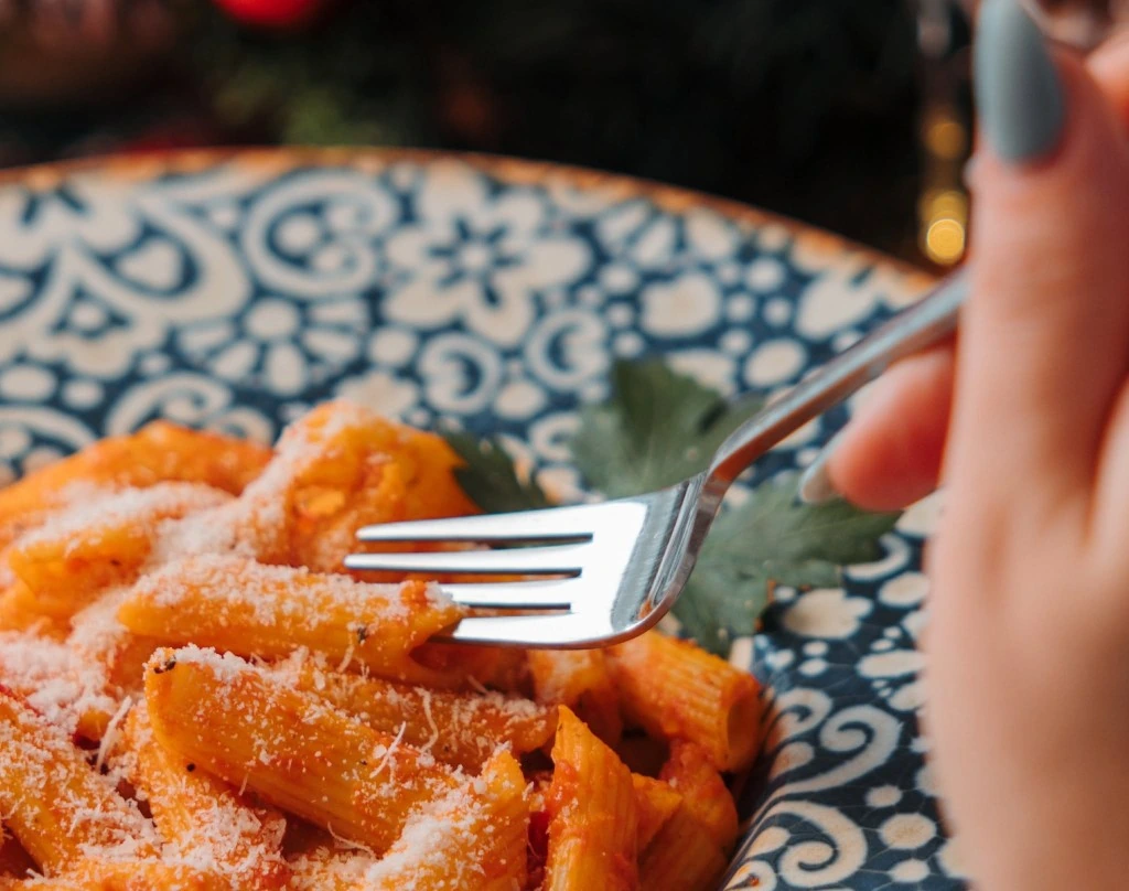 Pantanella penne with tomato sauce and parmesan