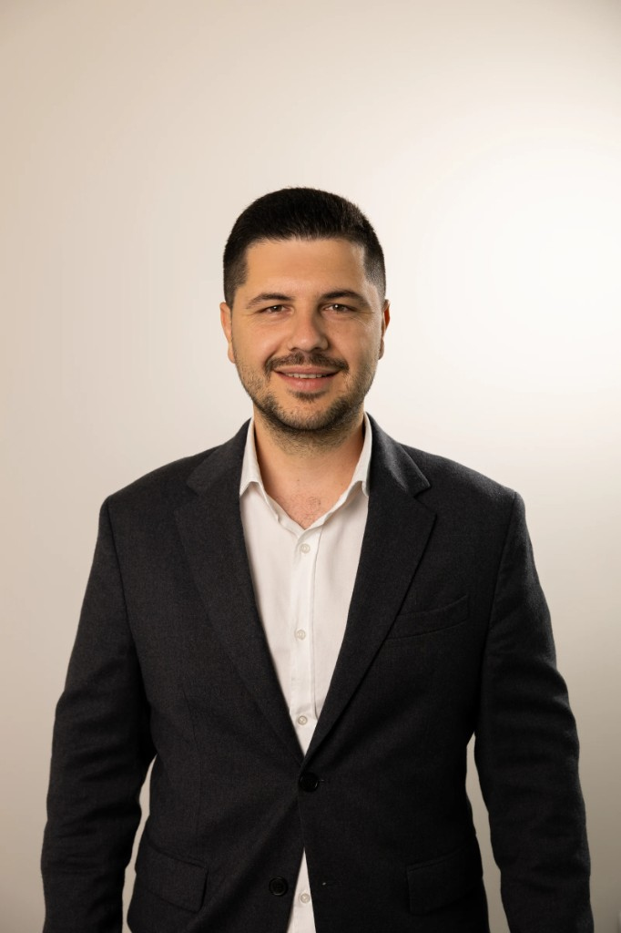 Ardian Ismajli